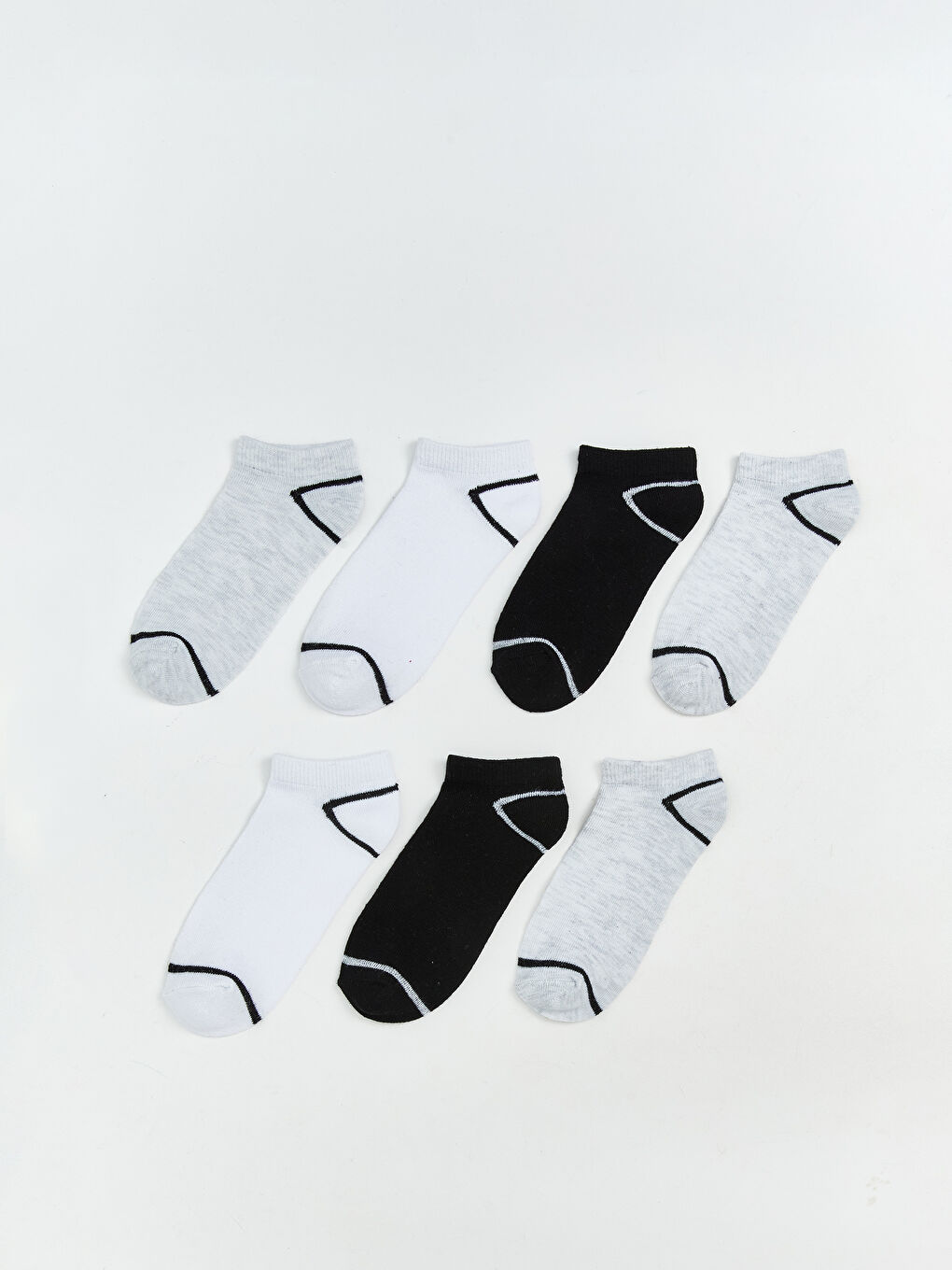 جوارب رياضية خليط من الألوان ولد