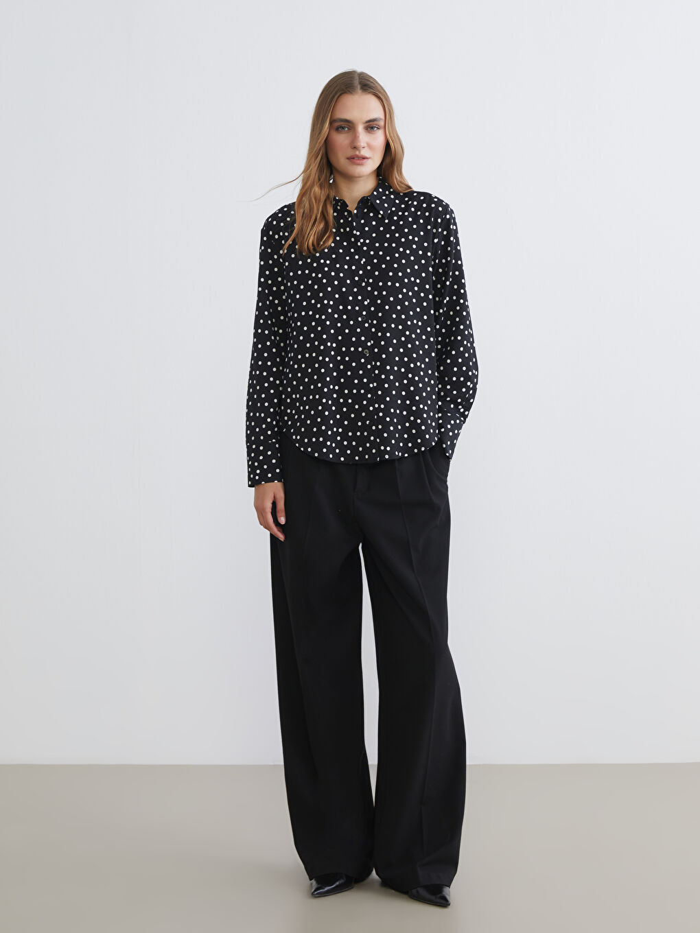 Дамска риза на точки-1