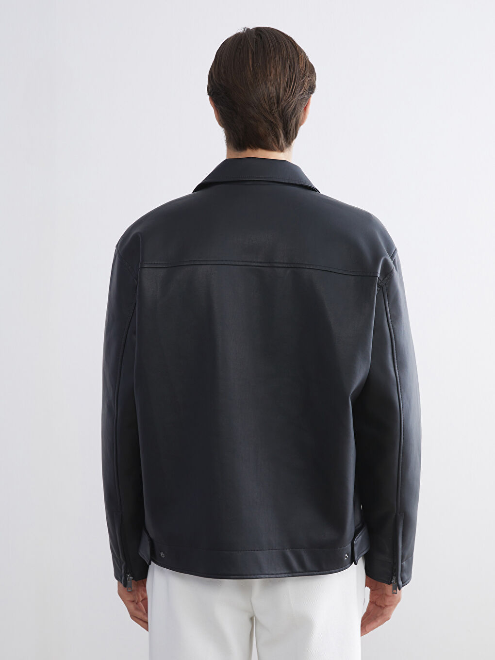 Relaxed Fit Collared Neck Men's Faux Leather Jacket-4