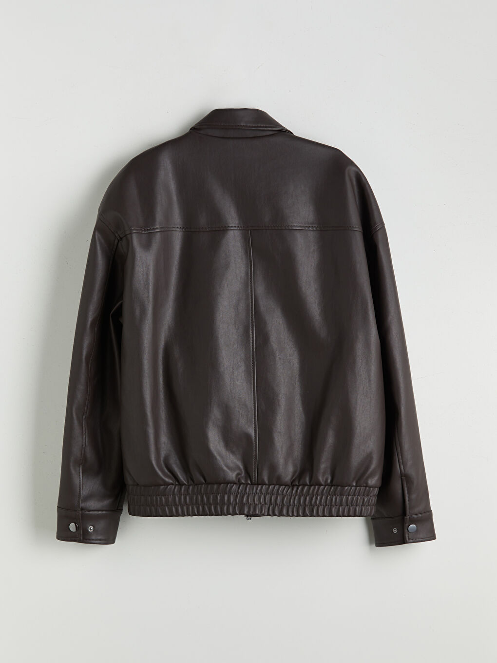 پاڵتۆی چەرمى ناسروشتی فیتی ڕاحەت یه‌خه‌ی كراس بۆ پیاوان-6