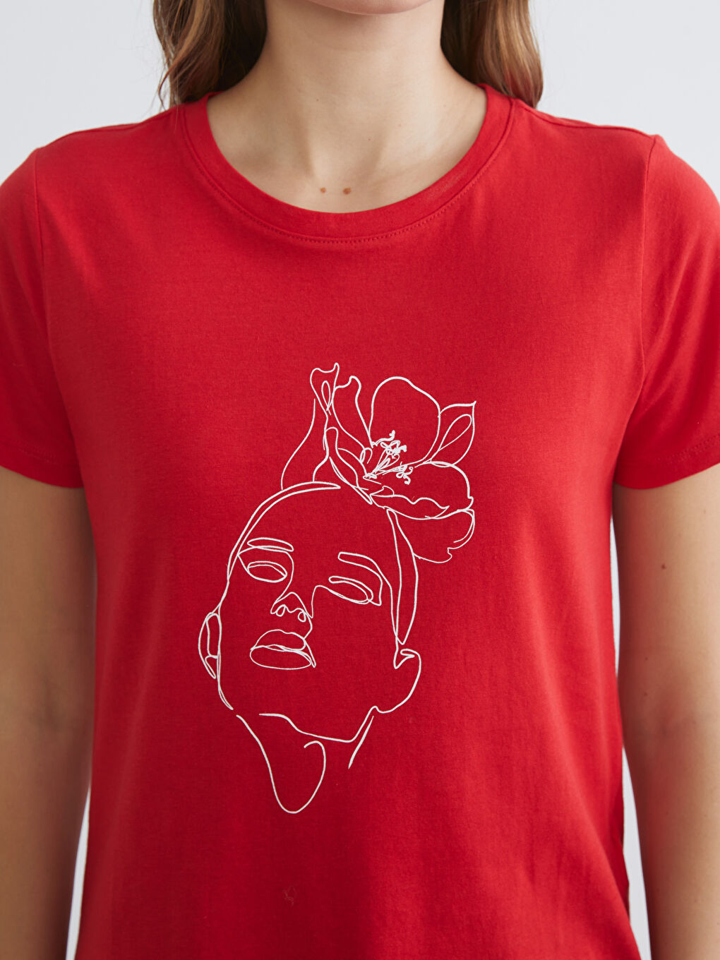 Әйелдерге арналған принтті дөңгелек жағалы футболка-2