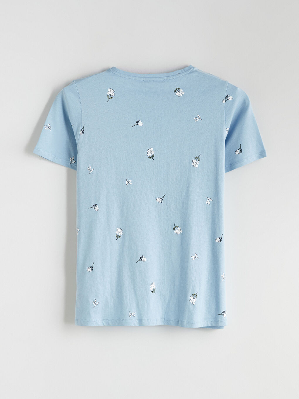 Тениска с кръгло деколте и цветен принт за жени-5