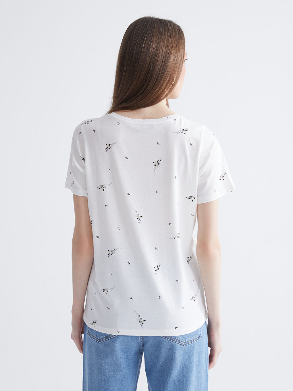 әйелдерге арналған гүлді өрнек дөңгелек жағалы футболка-3