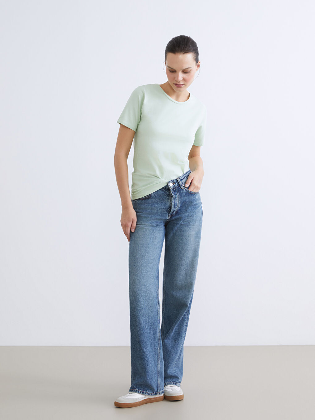 تي شيرت اخضر نساء-1