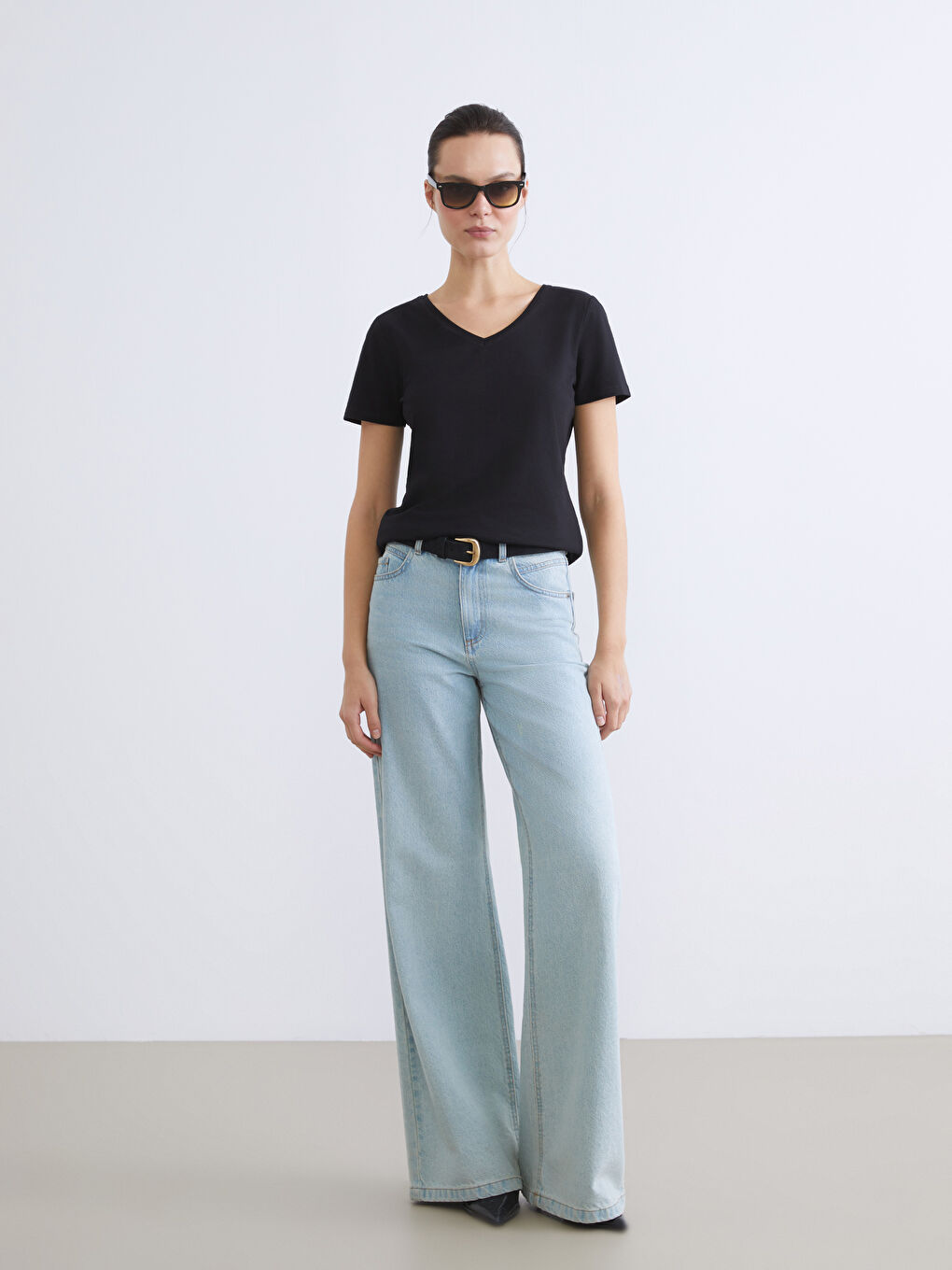 Әйелдер қара Футболка-1