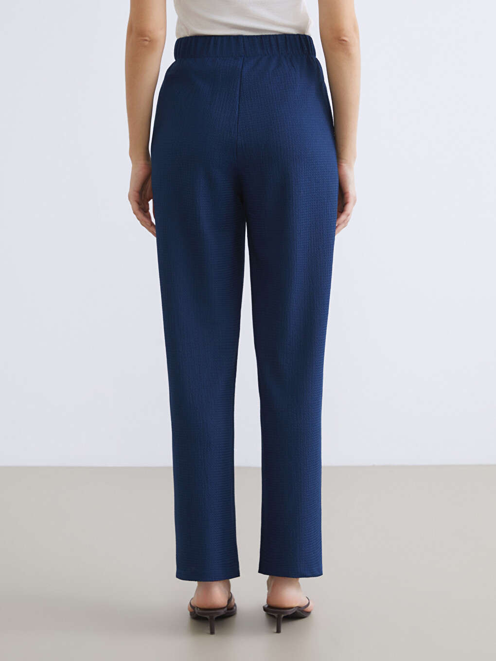Pantalon Texturé À Taille Élastiquée Pour Femme-3