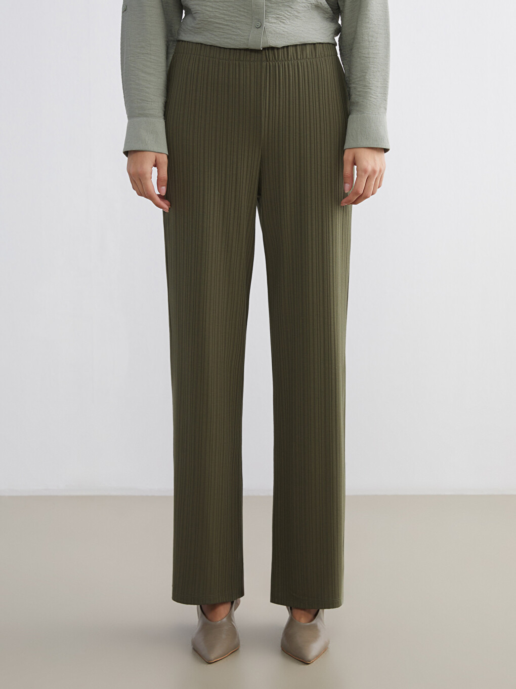 LCWAIKIKI Basic Elastic Waist Wide Leg Women's Trousers - S63225Z8