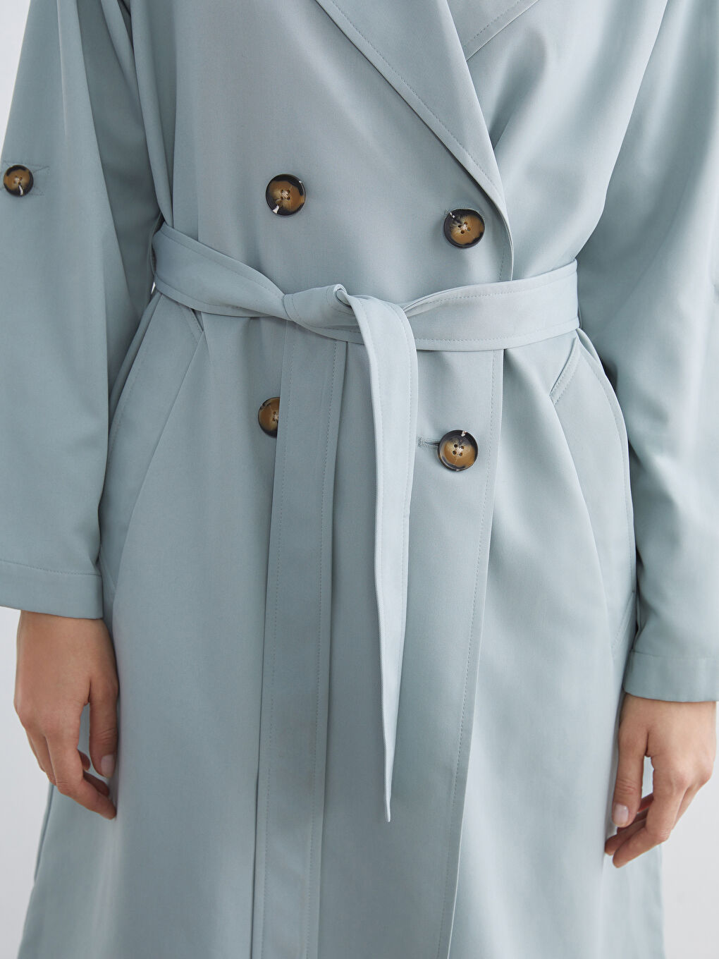 Mavi Kruvaze Yaka Kadın Trençkot-2