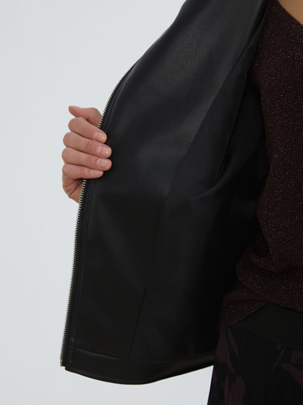 Biker Yaka Kadın Deri Görünümlü Ceket-3