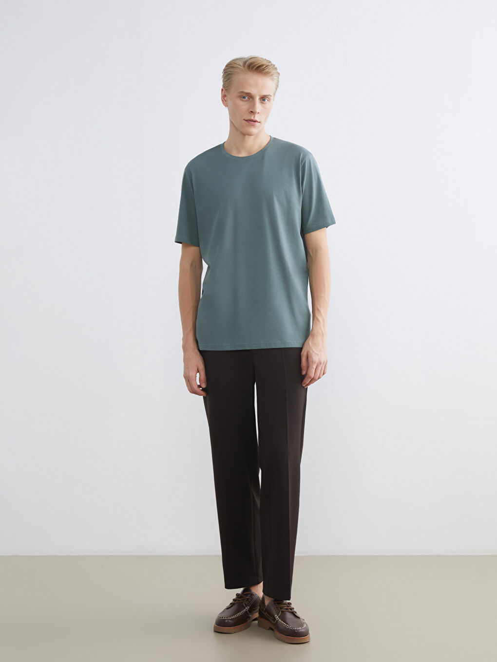 تيشيرت رجالي بياقة دائرية قماش جيرسي-1