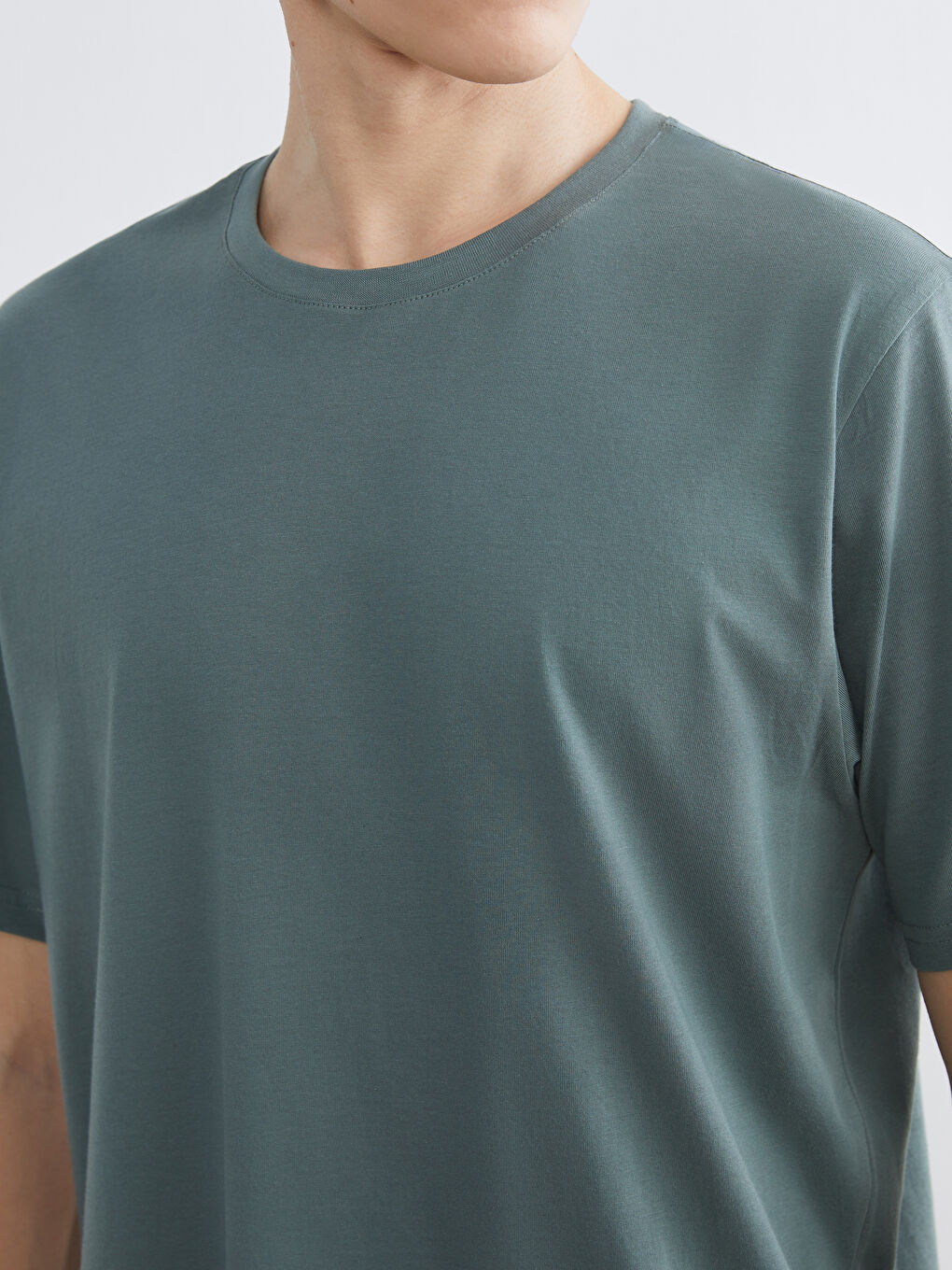 تيشيرت رجالي بياقة دائرية قماش جيرسي-2