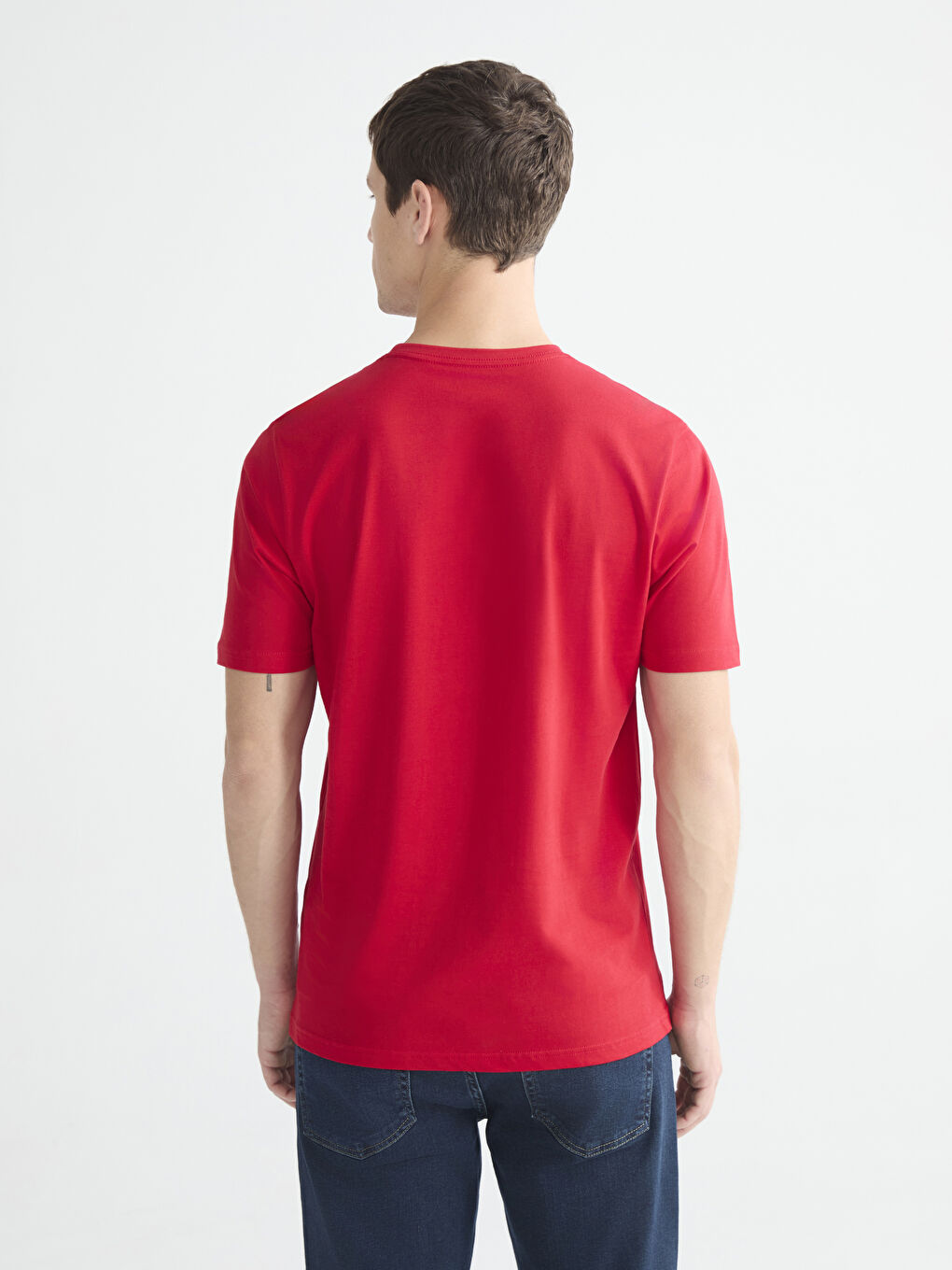 تيشيرت رجالي بياقة دائرية قماش جيرسي-3