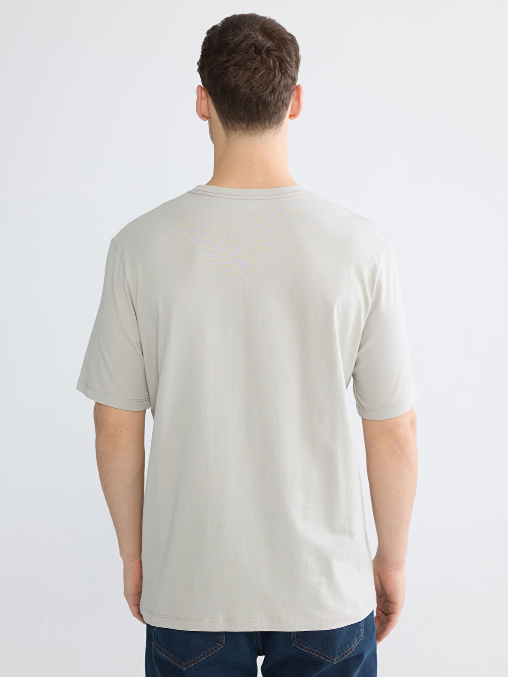 تيشيرت رجالي بياقة دائرية قماش جيرسي-3