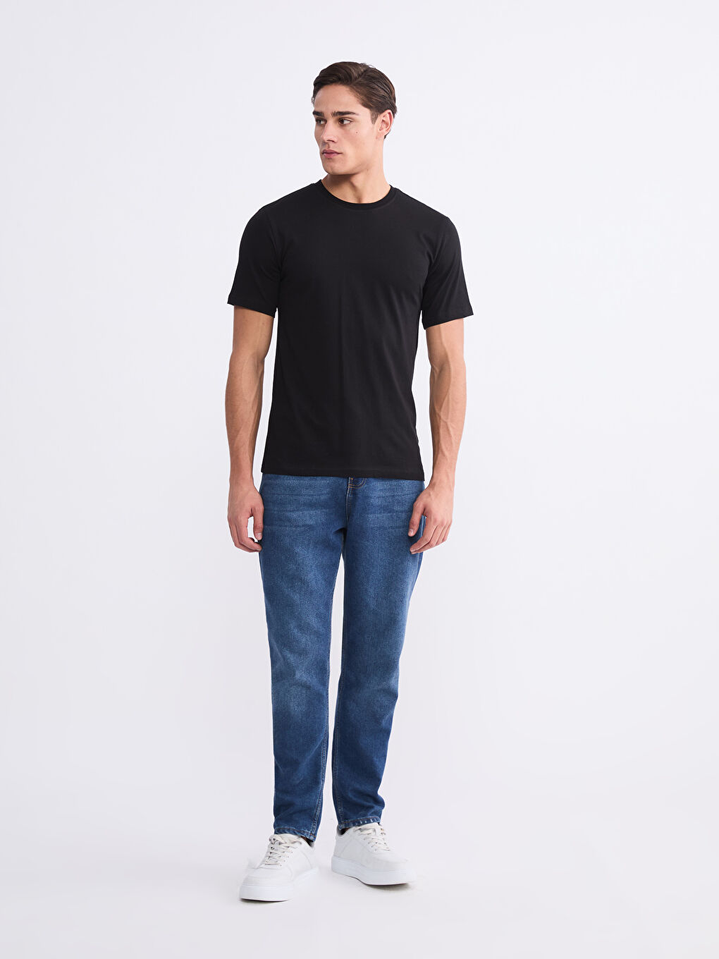 تيشيرت ياقة دائرية للرجال-1