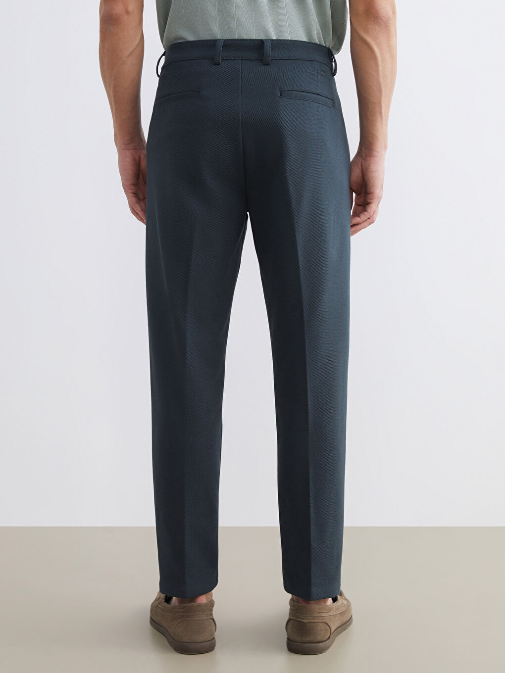 Ανδρικά παντελόνια με στενή εφαρμογή-3