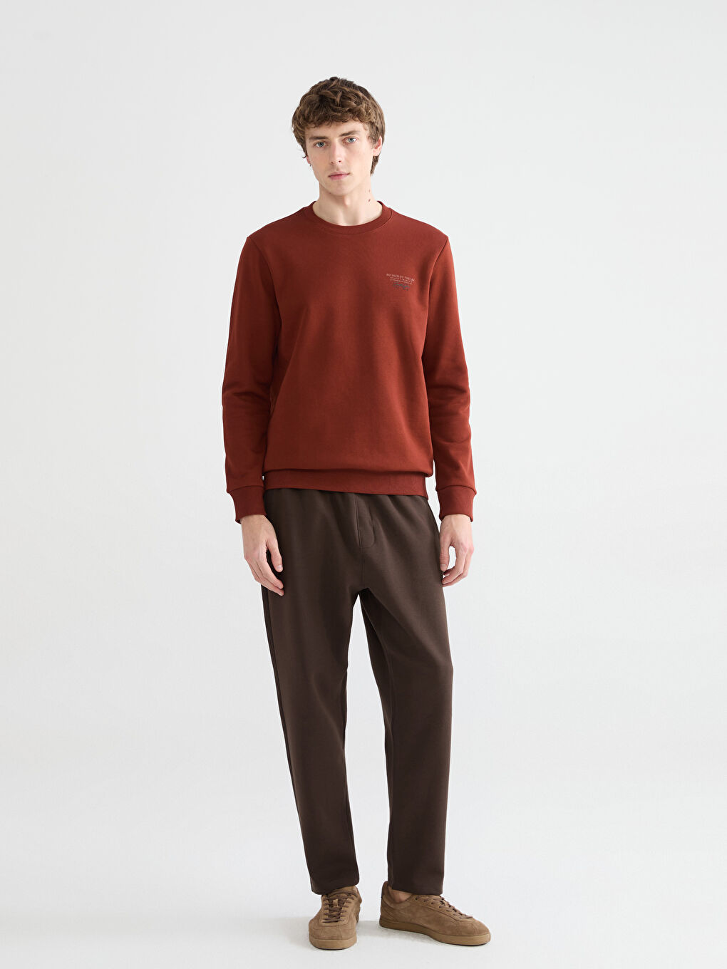 Мъж Кафяво Анцуг пантолон