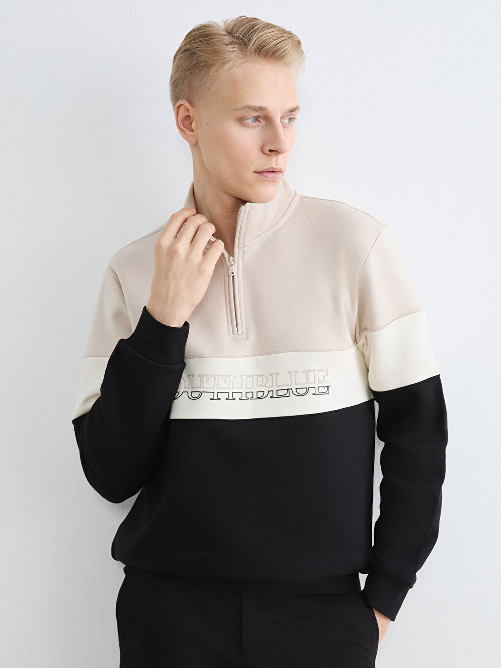 Mock Neck Color Block Men's Sweatshirt-1