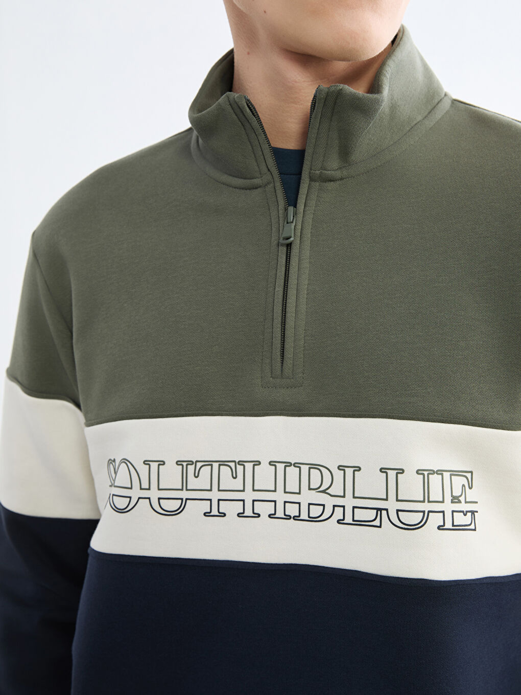 Ανδρικό Φούτερ με Ψηλό Λαιμό και Χρωματικό Μπλοκ-4