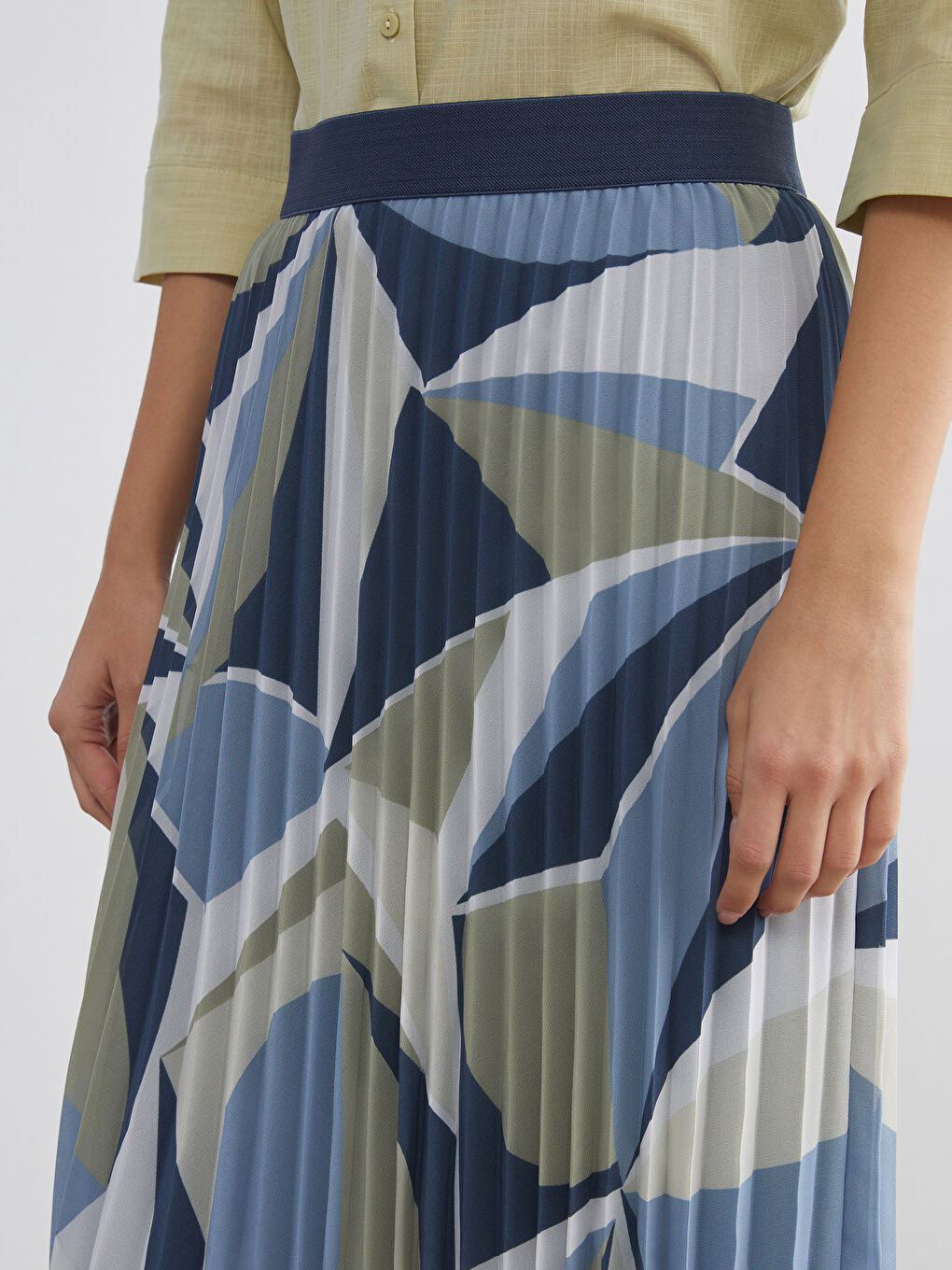 Elasticated Waist Patterned Chiffon Pleated Skirt-2