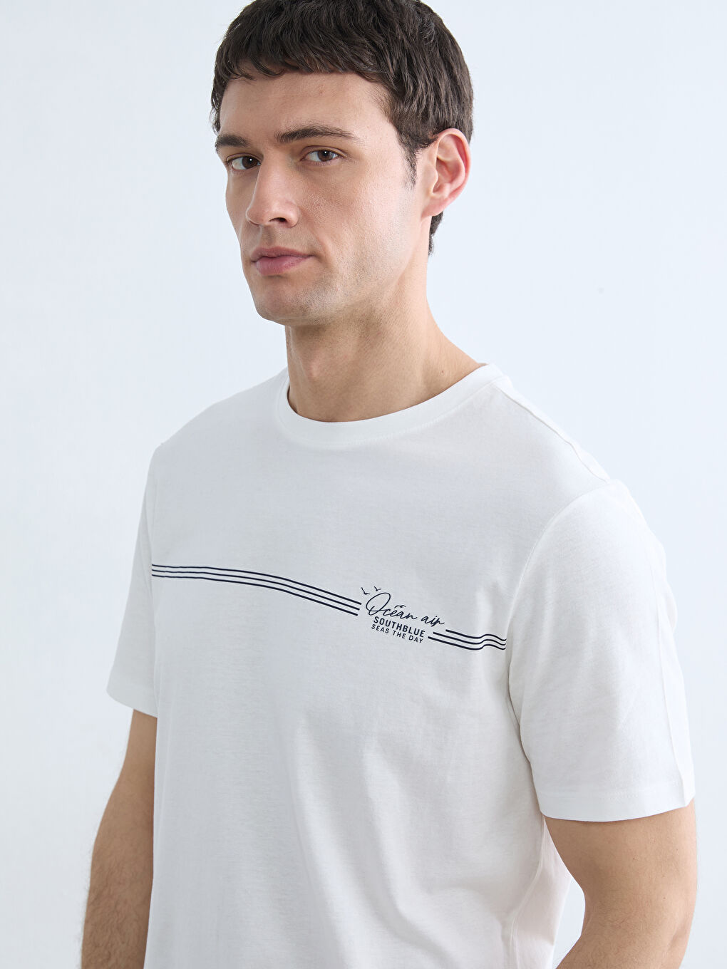 Ekru Bisiklet Yaka Baskılı Penye Erkek Tişört