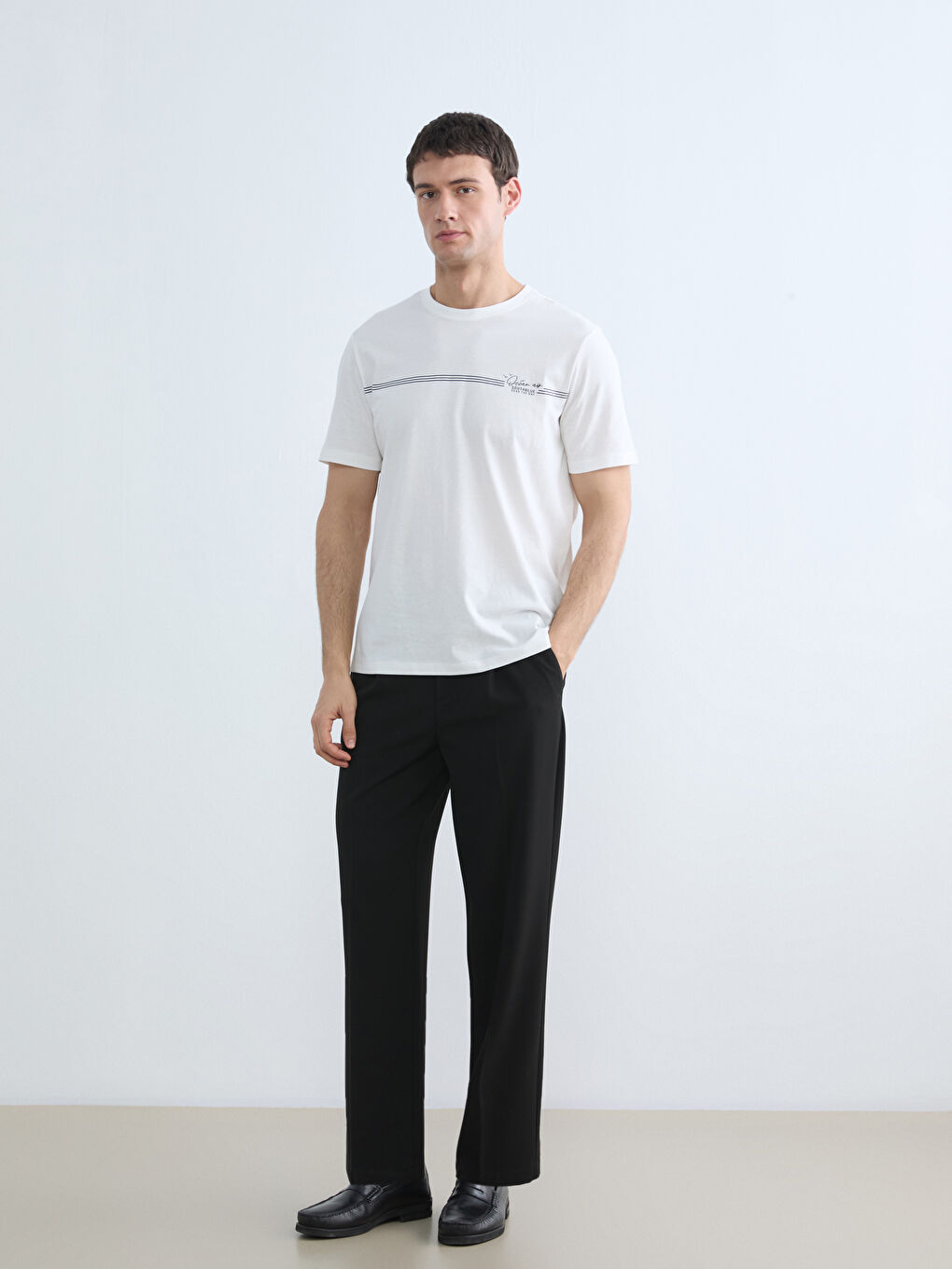 Ekru Bisiklet Yaka Baskılı Penye Erkek Tişört-1