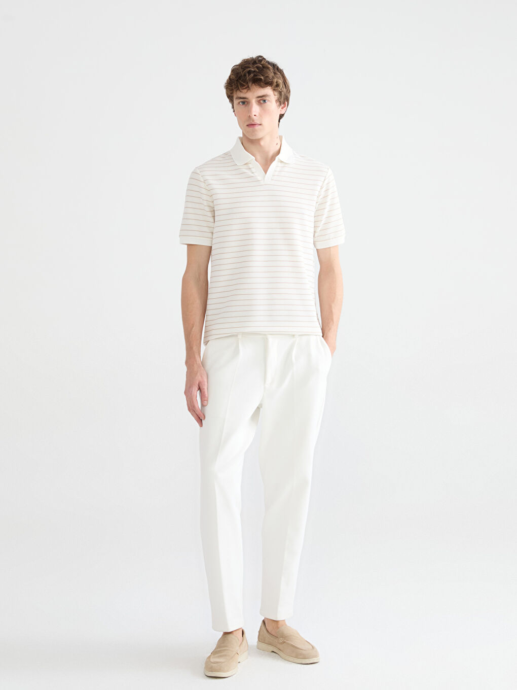 Bej Polo Yaka Çizgili Tişört-1