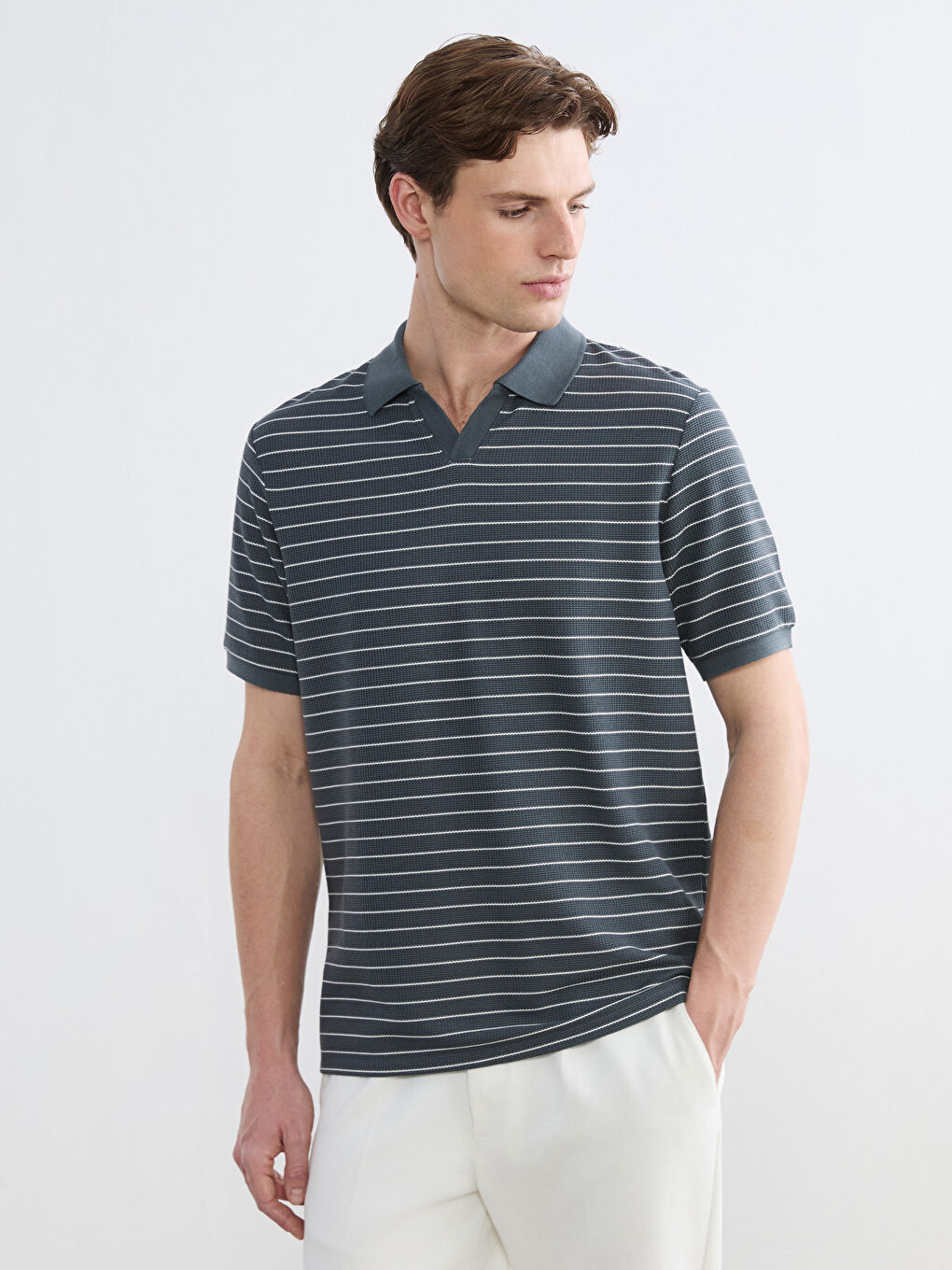 Antrasit Polo Yaka Çizgili Tişört