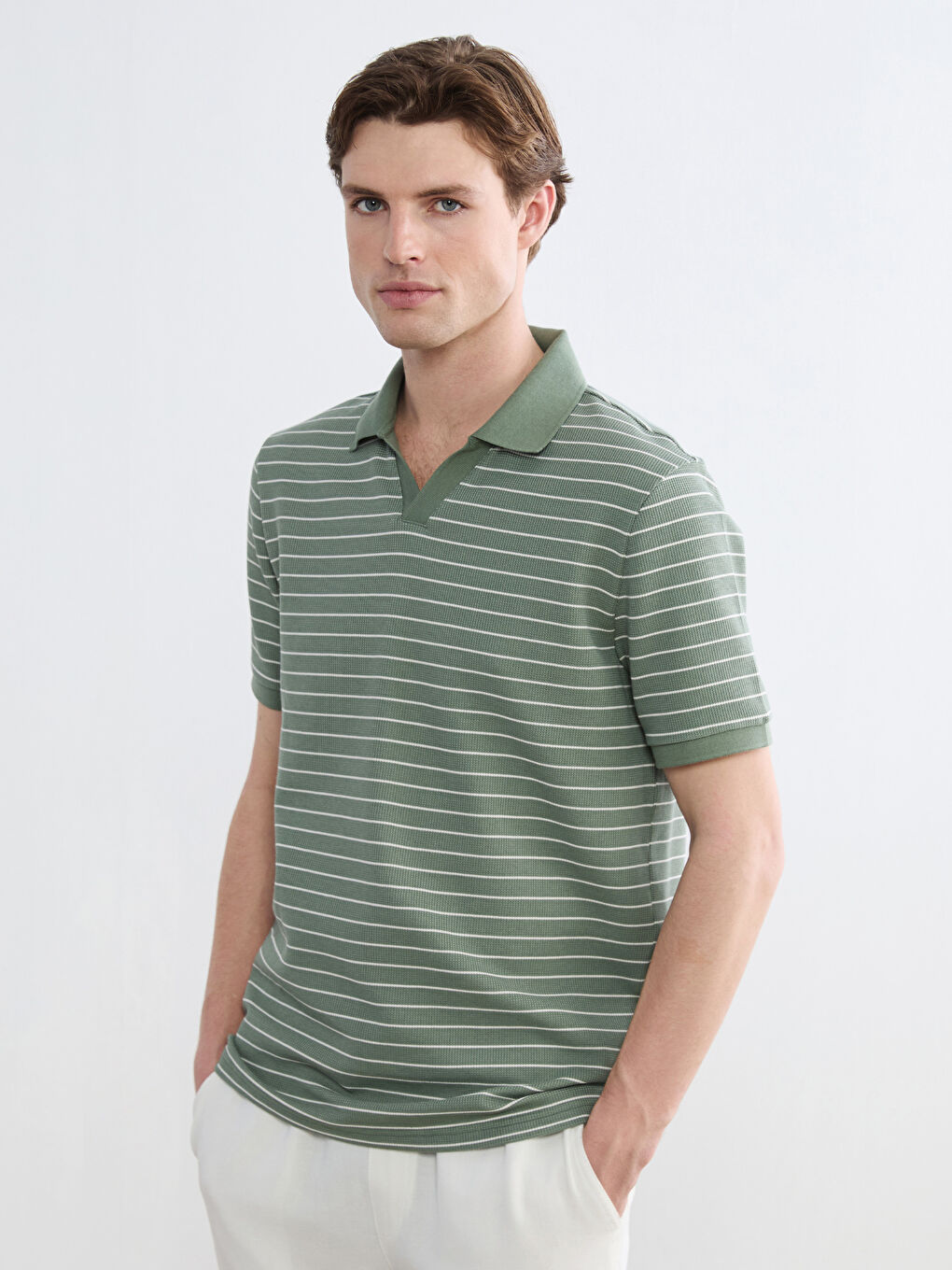 Yeşil Polo Yaka Çizgili Tişört