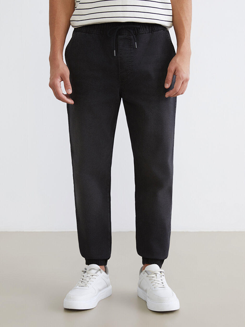 Muškarac CRNA Traperice-1