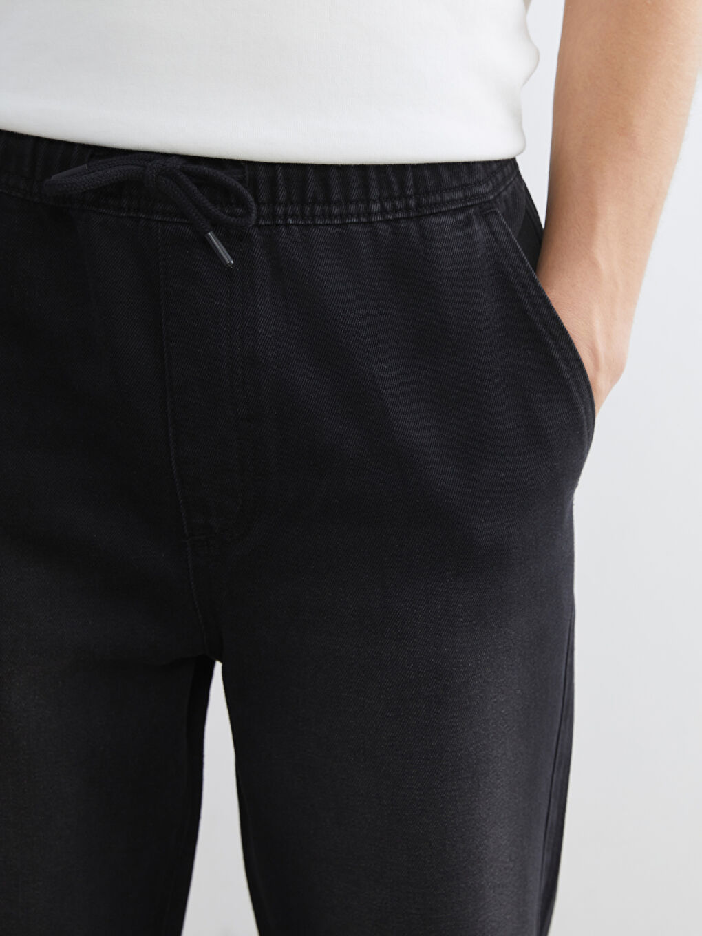 მამაკაცები შავი ჯინსი-2