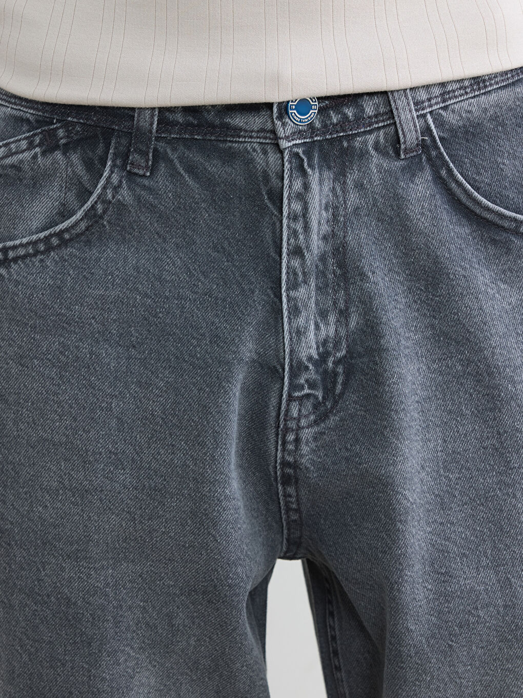 Men's Loose Fit Jeans-2