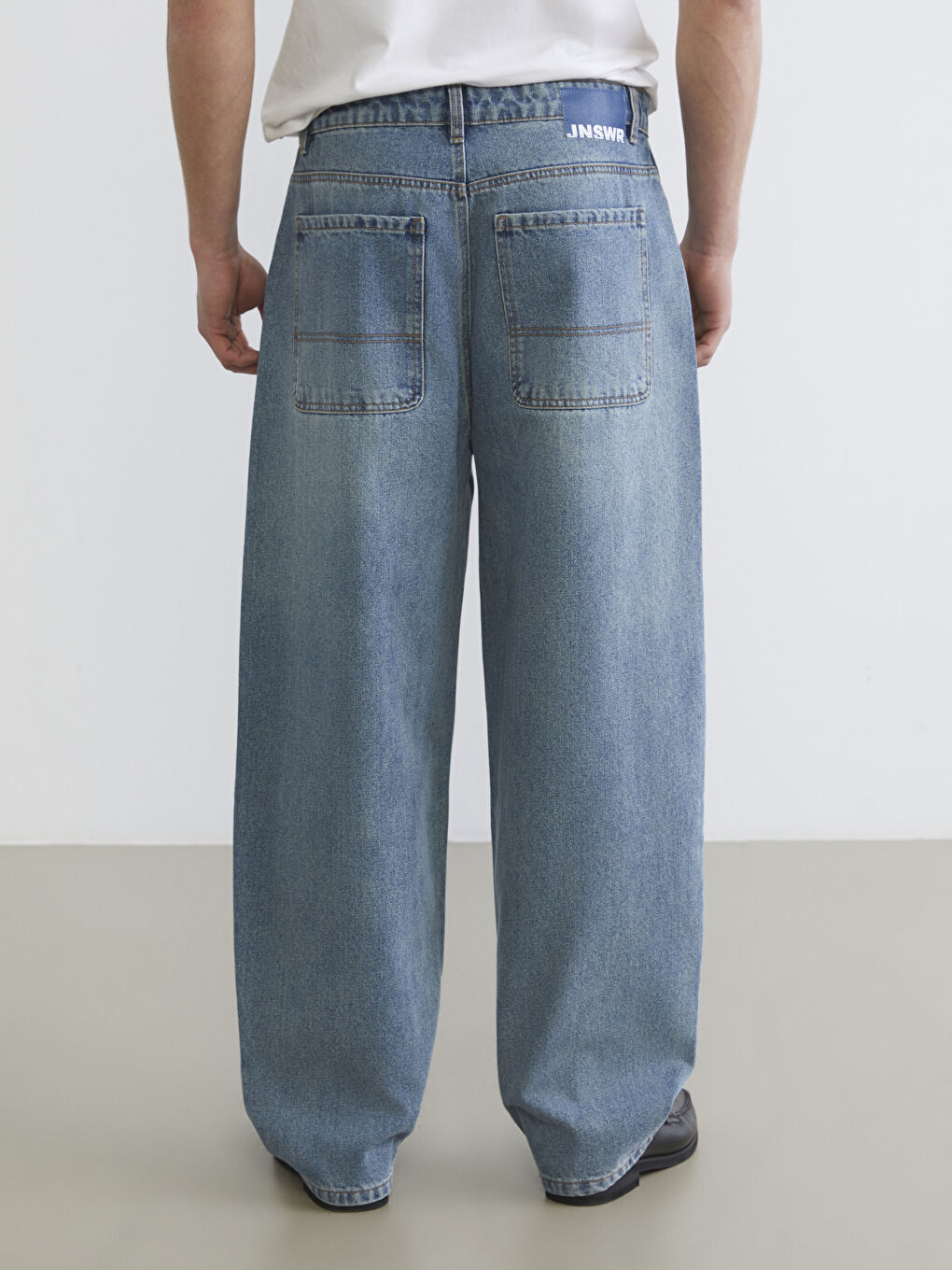 Loose Fit Men's Jeans-3