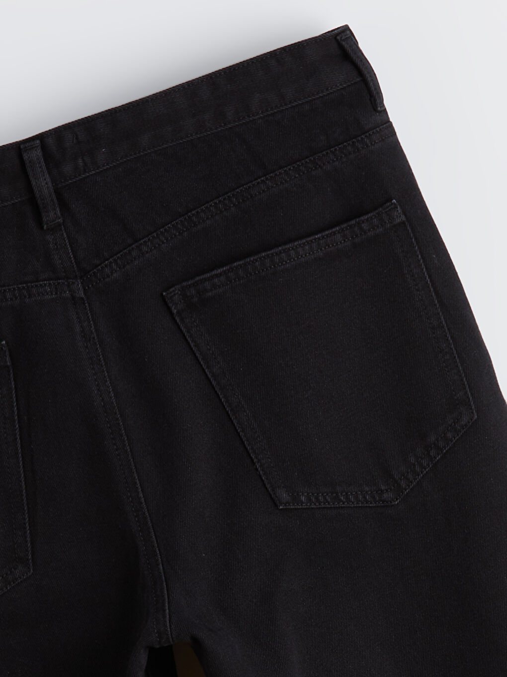 მამაკაცები შავი ჯინსი-5