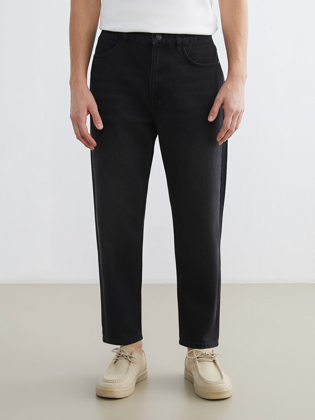 710 Loose Fit Men's Jean Trousers-1