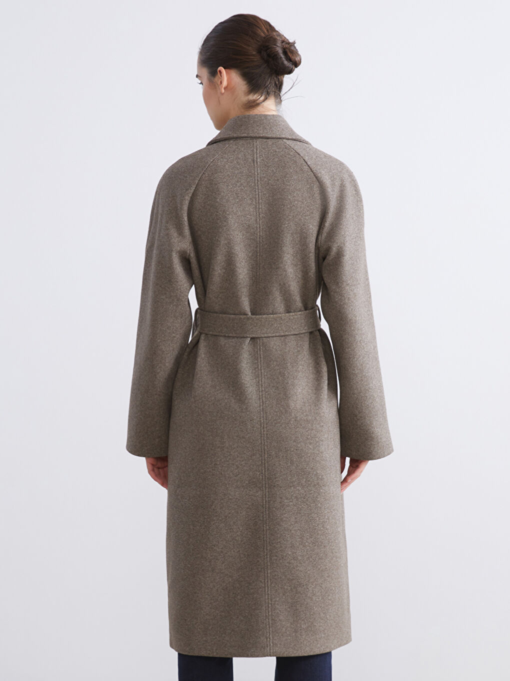 Kahverengi Beli Kemerli Kruvaze Yaka Kadın Kaşe Kaban-4