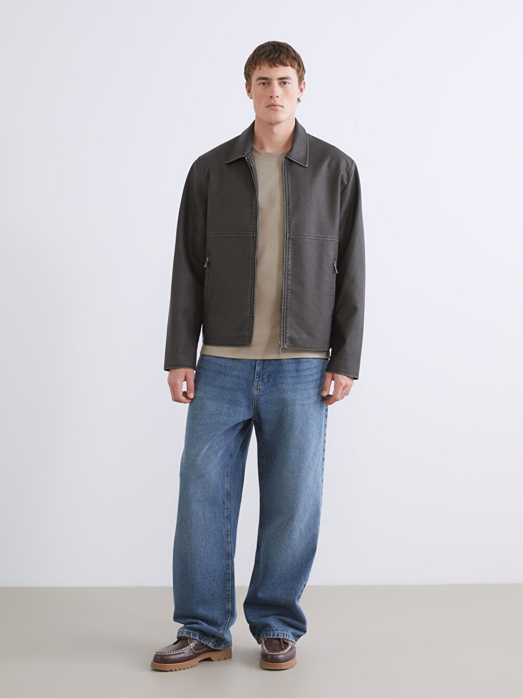 Siyah Standart Kalıp Erkek Deri Görünümlü Mont-1