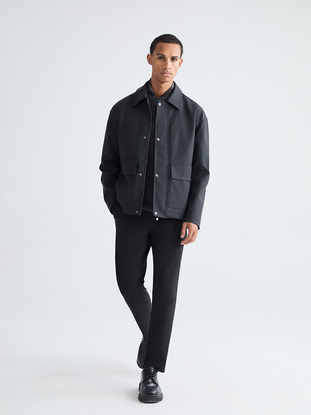 Siyah Standart Kalıp Erkek Deri Görünümlü Mont-1