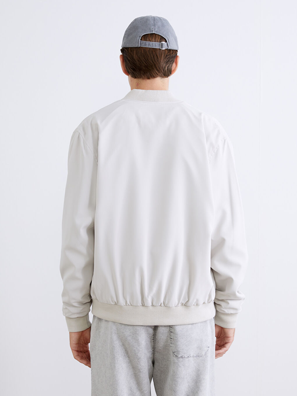 Bej Standart Kalıp Kolej Yaka Erkek Mont-4