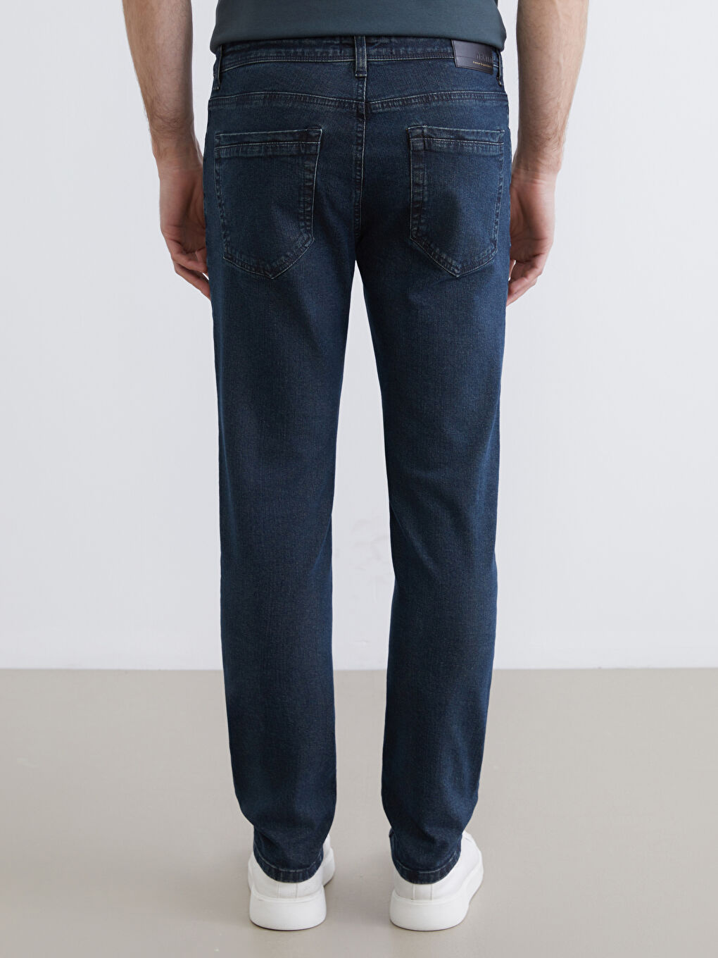 750 Slim Fit Men's Jeans-3