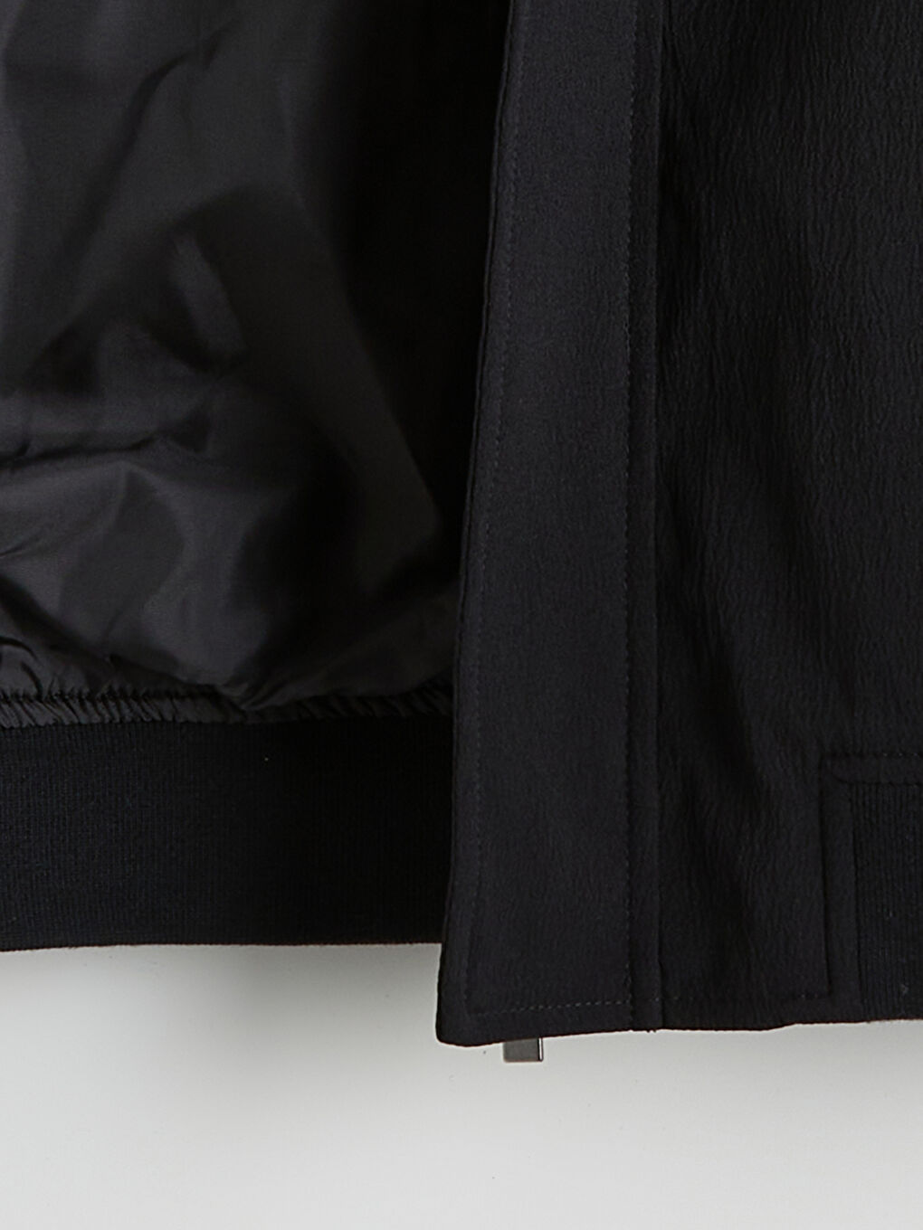 Siyah Standart Kalıp Kapüşonlu Erkek Mont-6