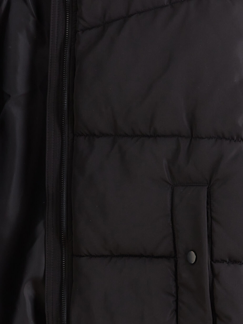 Siyah Dik Yaka Kadın Şişme Mont-5