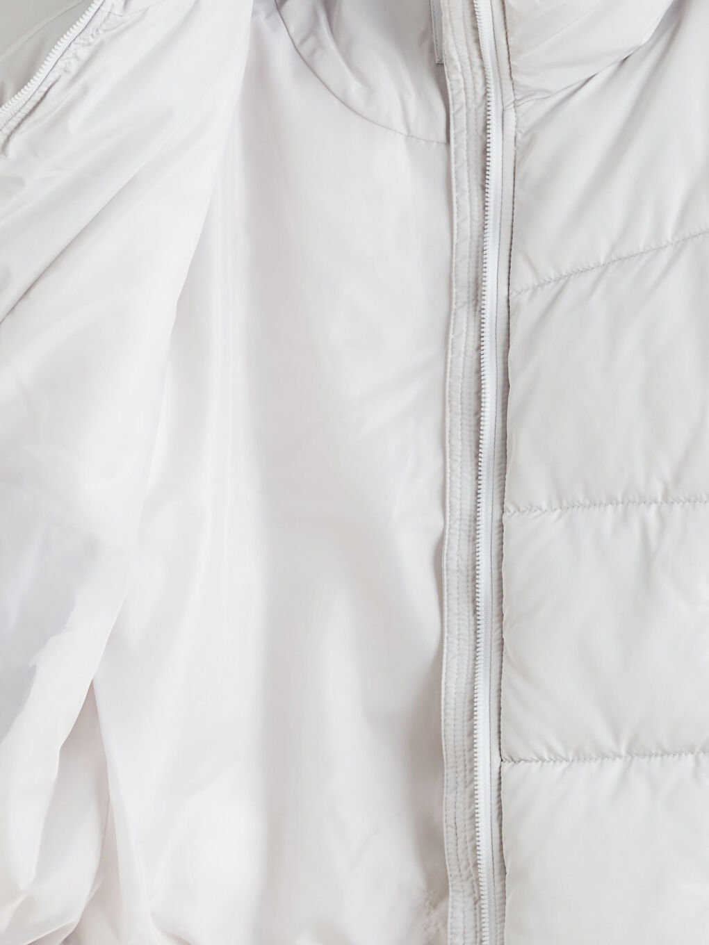 Gri Dik Yaka Kadın Şişme Mont-7