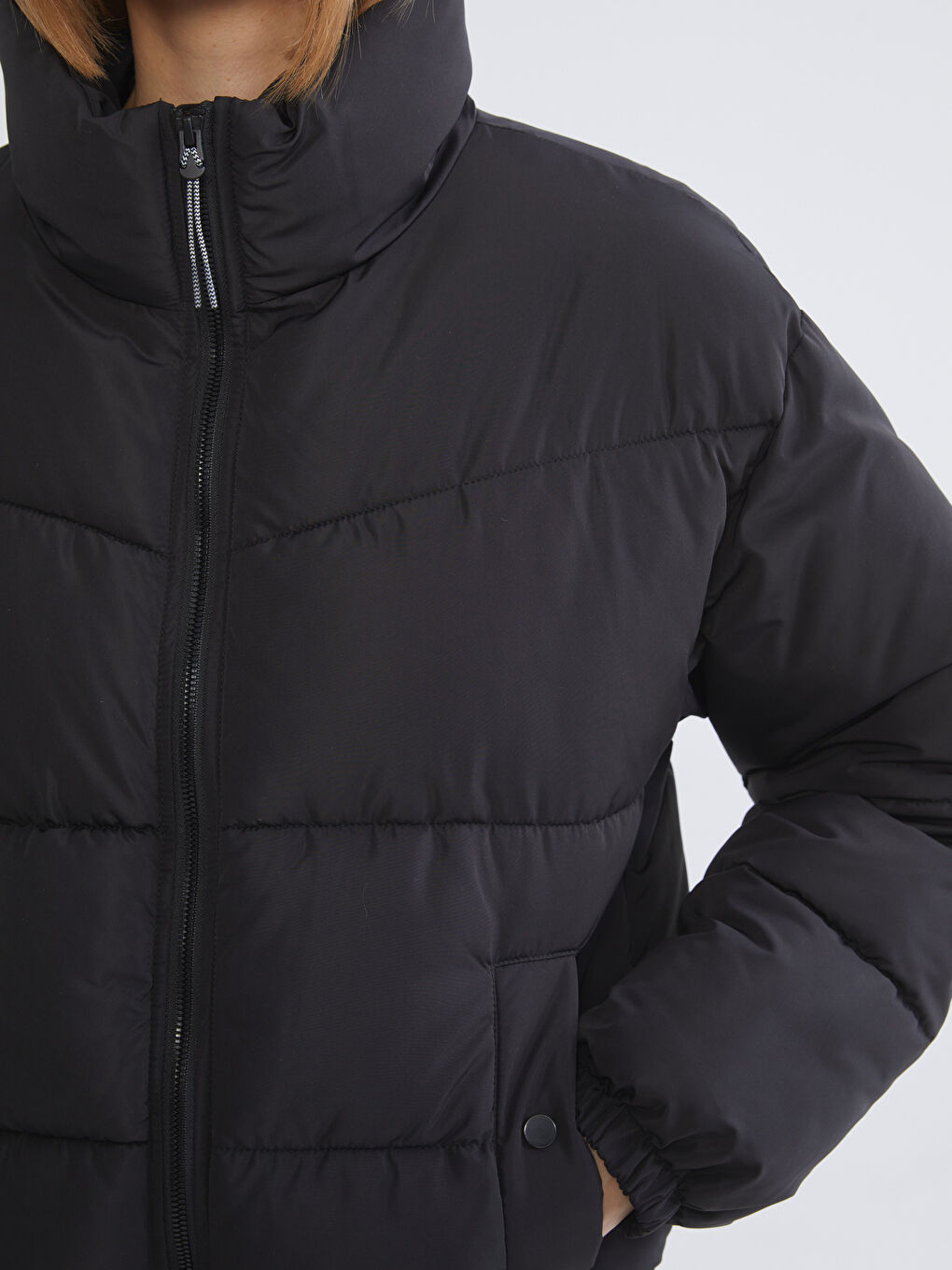 Женщины Черный Пуховое пальто-2