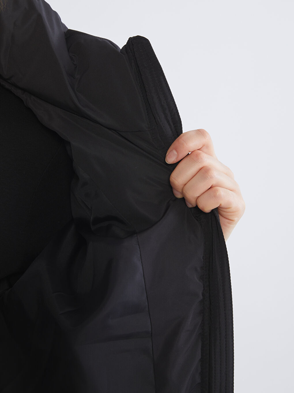 Женщины Черный Пуховое пальто-3