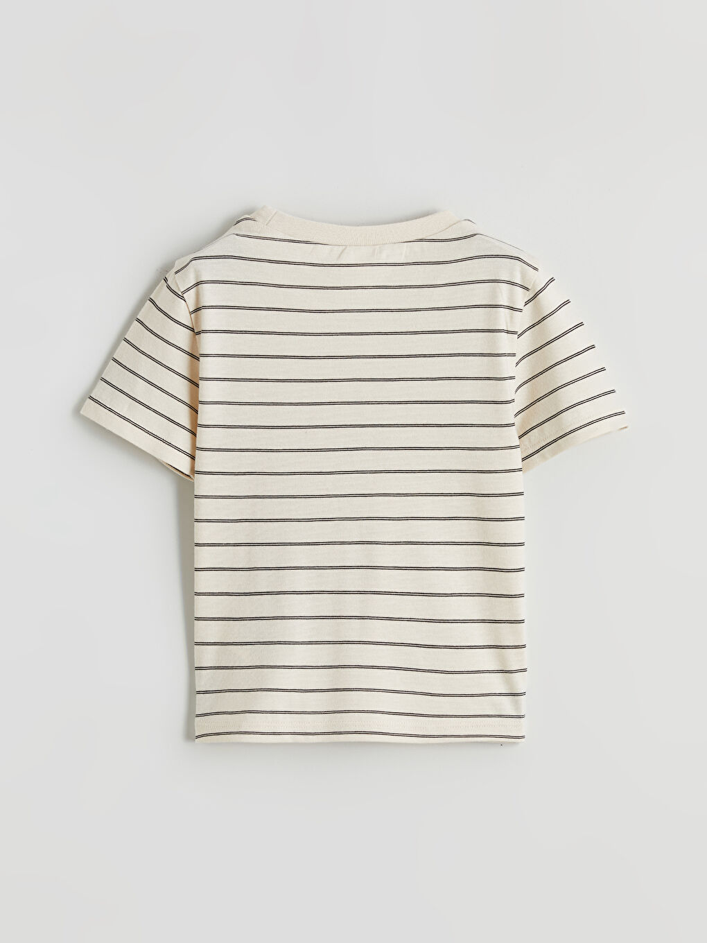 Gestreiftes 3-teiliges Baby-Jungen-Set-6