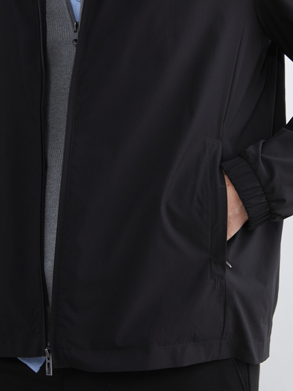 Siyah Standart Kalıp Dik Yaka Erkek Mont-2