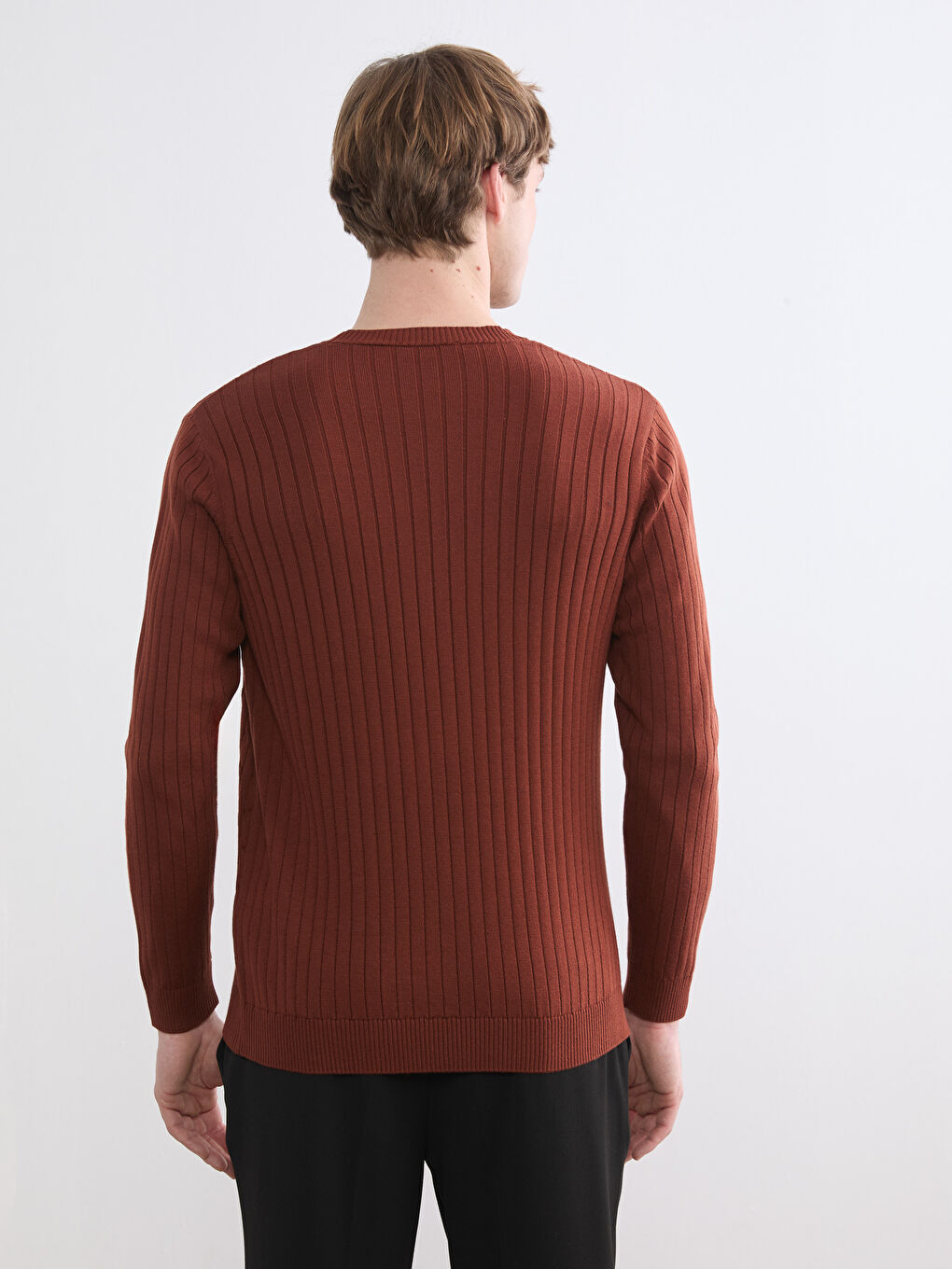 Men's Crew Neck Cable Knit Jumper-3