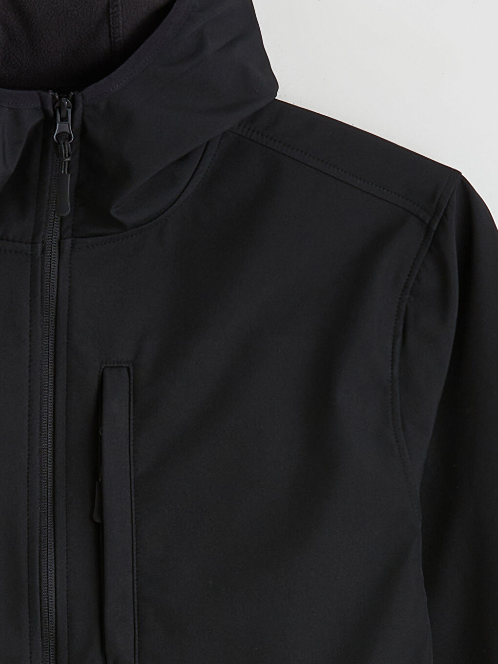 Siyah Standart Kalıp Kapüşonlu Erkek Mont-7