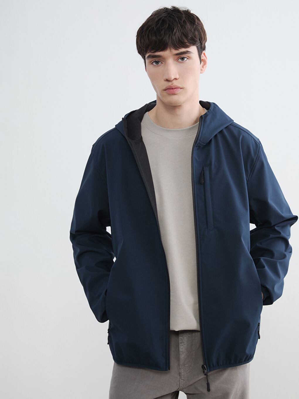 Lacivert Standart Kalıp Kapüşonlu Erkek Mont