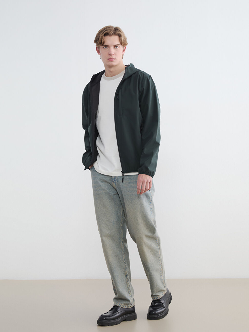 Yeşil Standart Kalıp Kapüşonlu Erkek Mont-1